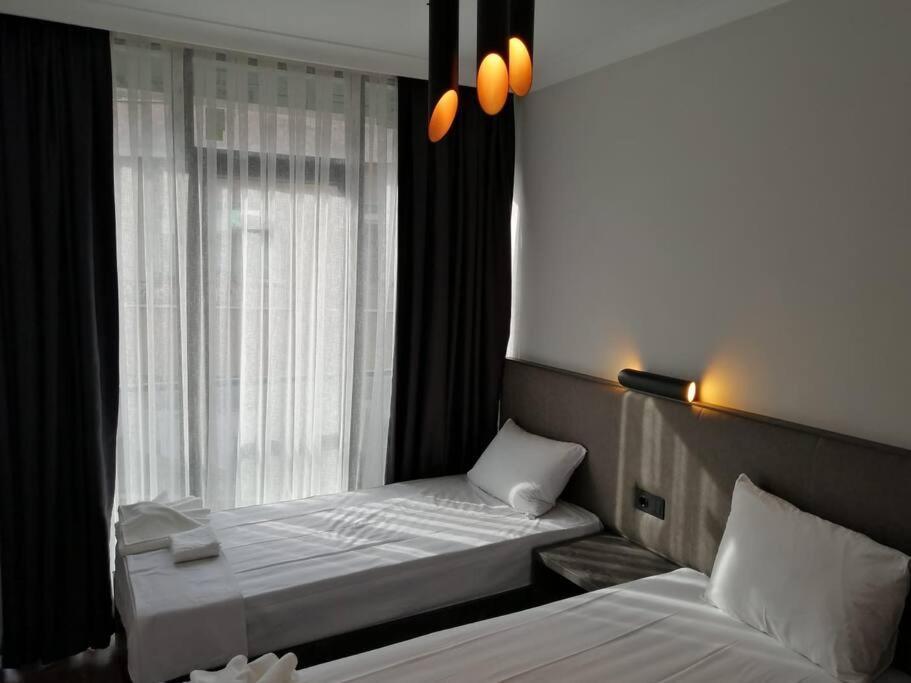 Sisli Apartment, 2 Bedrooms, 250 M Metro, New Modern Residence Istanbul Exterior photo